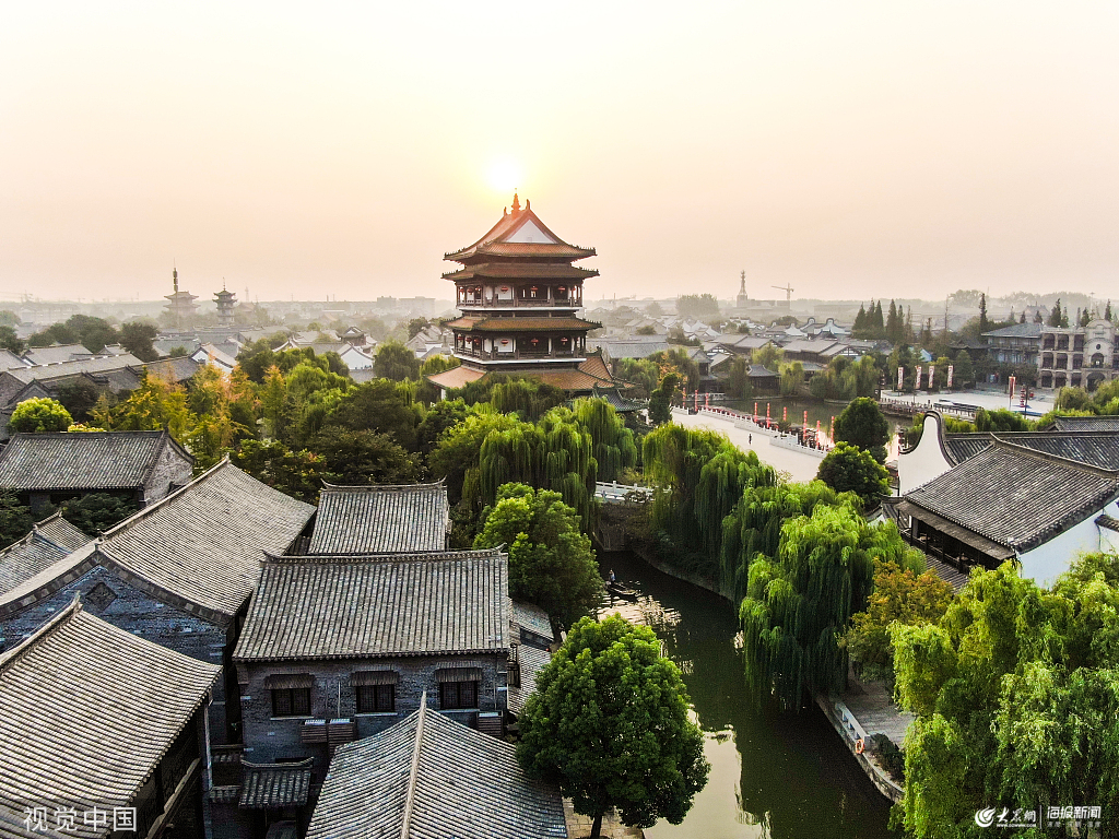 山东枣庄:台儿庄古城秋景迷人