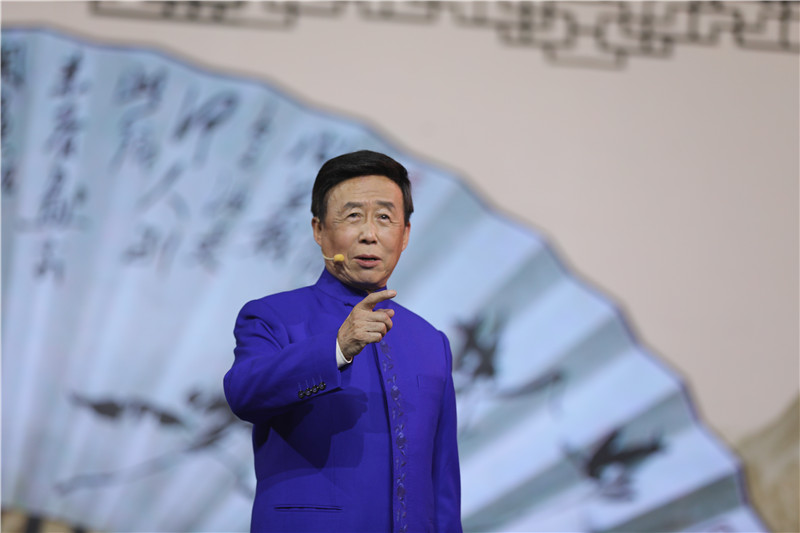 著名评书表演艺术家田连元表演评书《事故的故事》