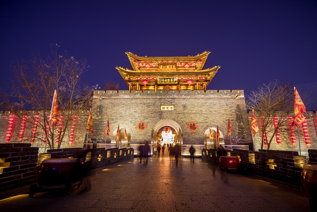 山东枣庄:台儿庄古城夜景美不胜收