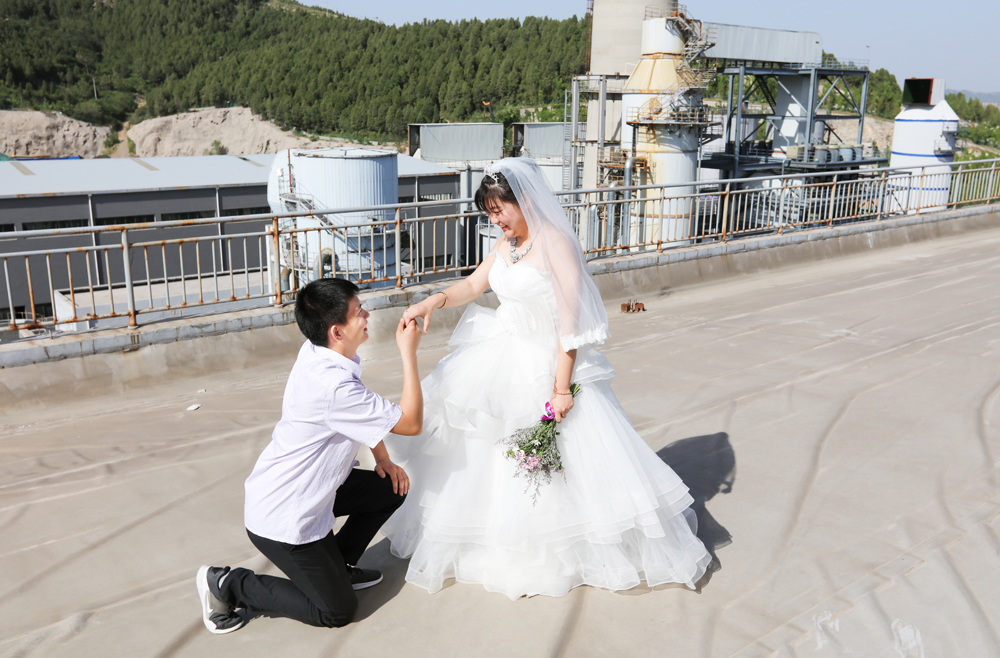 火婚纱照_婚纱照图片唯美(2)