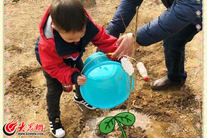 历下区百合幼儿园举行植树节系列活动