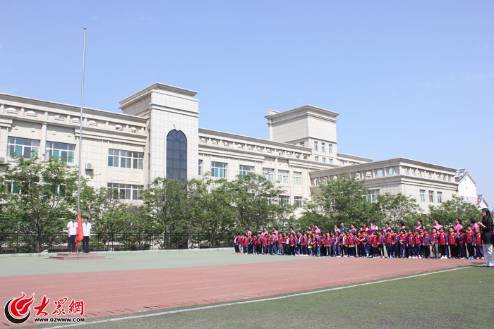 走进小学感悟成长 龙奥新居幼儿园大班参观锦