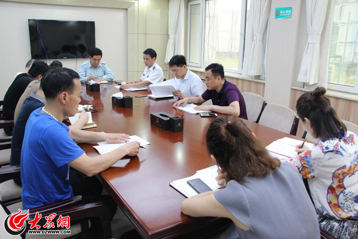 24小时值班 堤口路街道紧急安排部署防汛工作