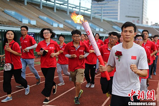 2010˻׷˴սʶ(ͼ塣<a target='_blank' href='http://www.chinanews.com/'><p  align=