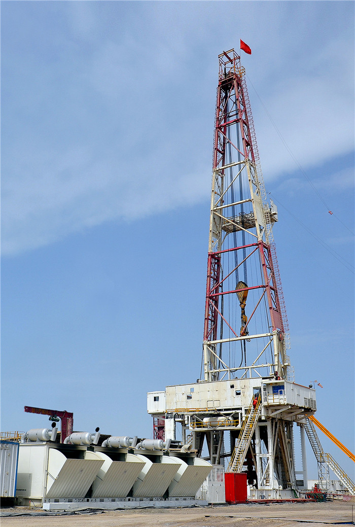 山东新闻  目前,中石油拥有约1100个石油钻井队,每个钻井队每年消耗