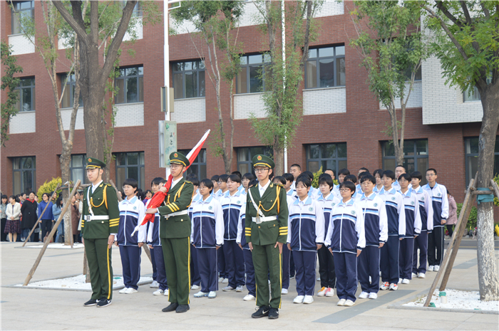 济南历城二中校服图片图片