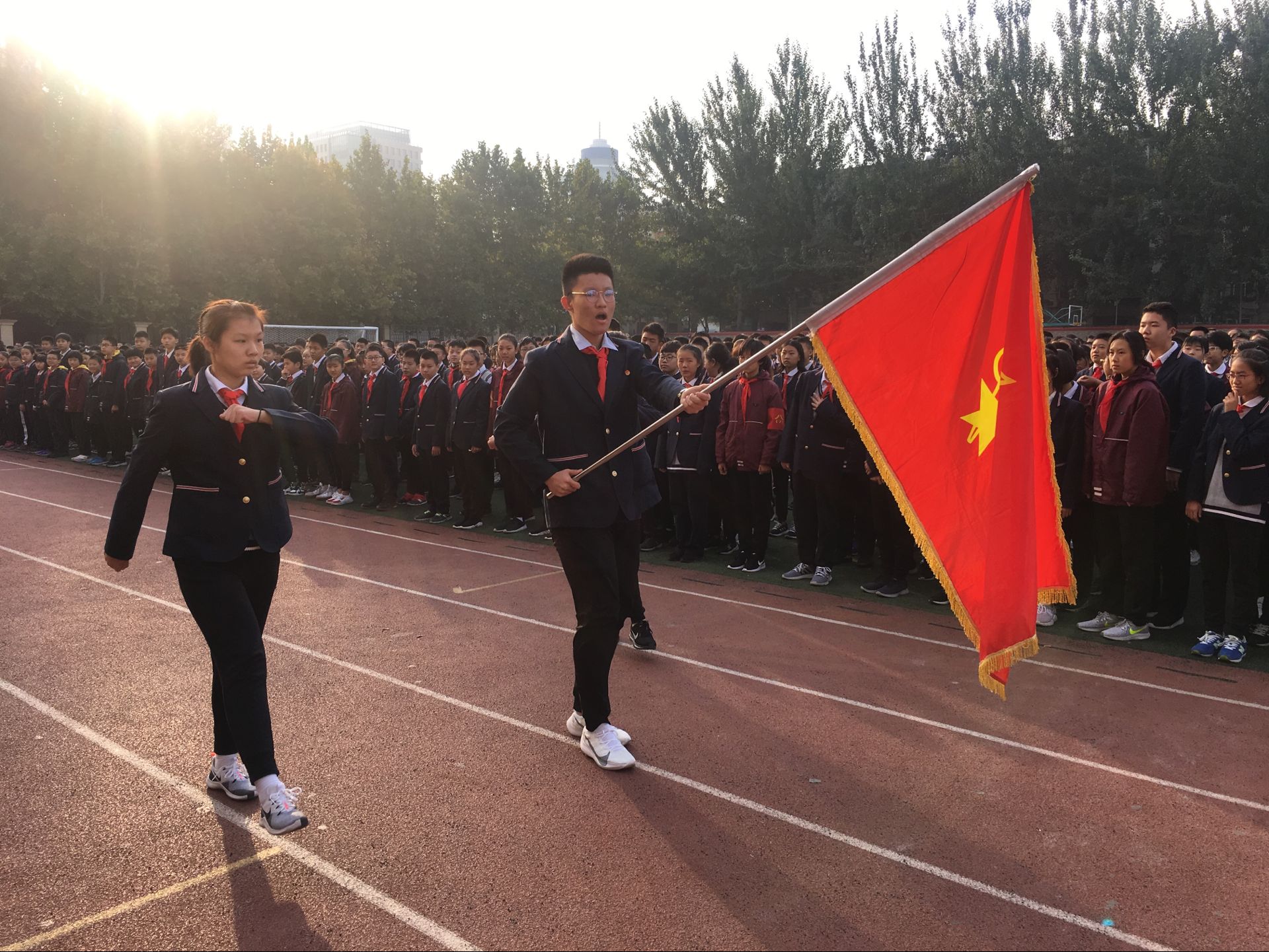 济南市甸柳一中图片